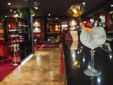 Restaurant & Lounge Bar Credit